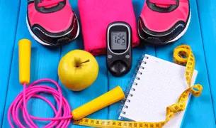 מכשירי כושר עם מד סוכר לניהול אורח חיים בריא